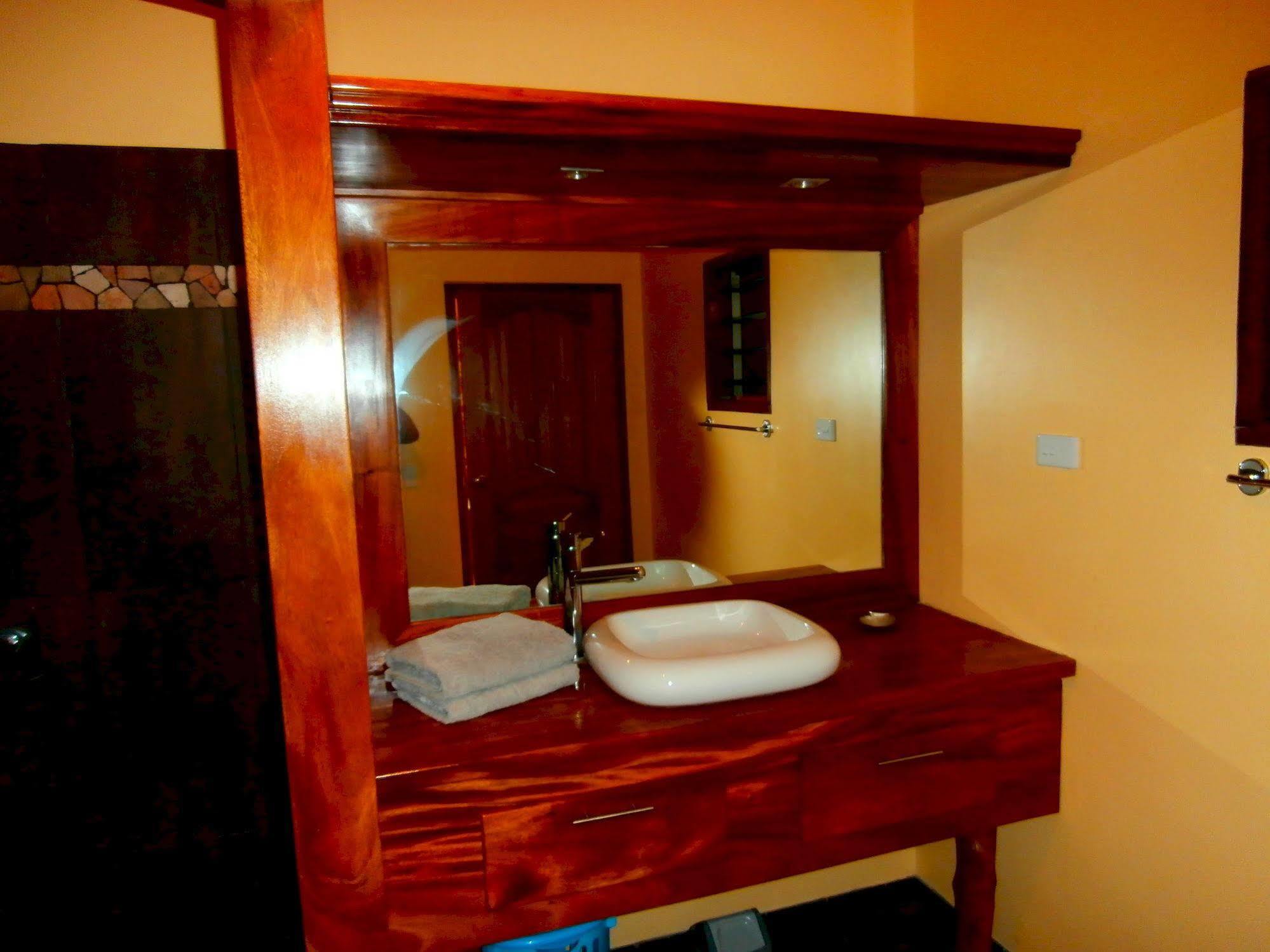 Korovesi Sunshine Villas Savusavu Εξωτερικό φωτογραφία